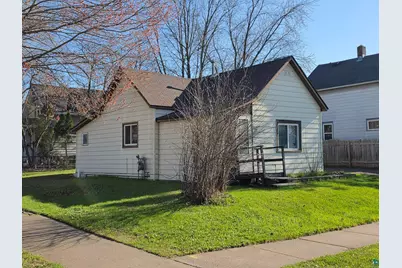 6519 Polk St, Duluth, MN 55807 - Photo 1