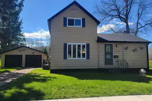 1710 E 6th St E, Ashland, WI 54806 - Photo 1