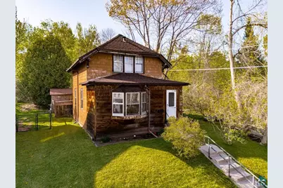 1 St. Louis Ct, Duluth, MN 55808 - Photo 1