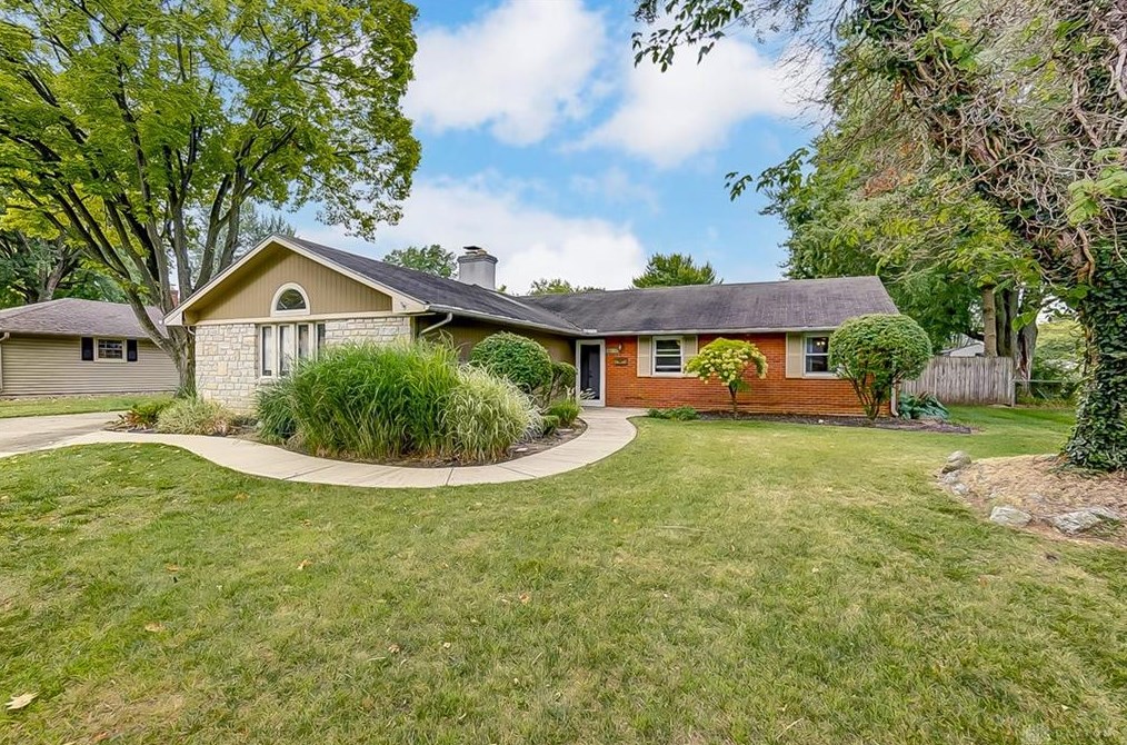 4763 Ridgebury Dr, Dayton, OH 45440-1848