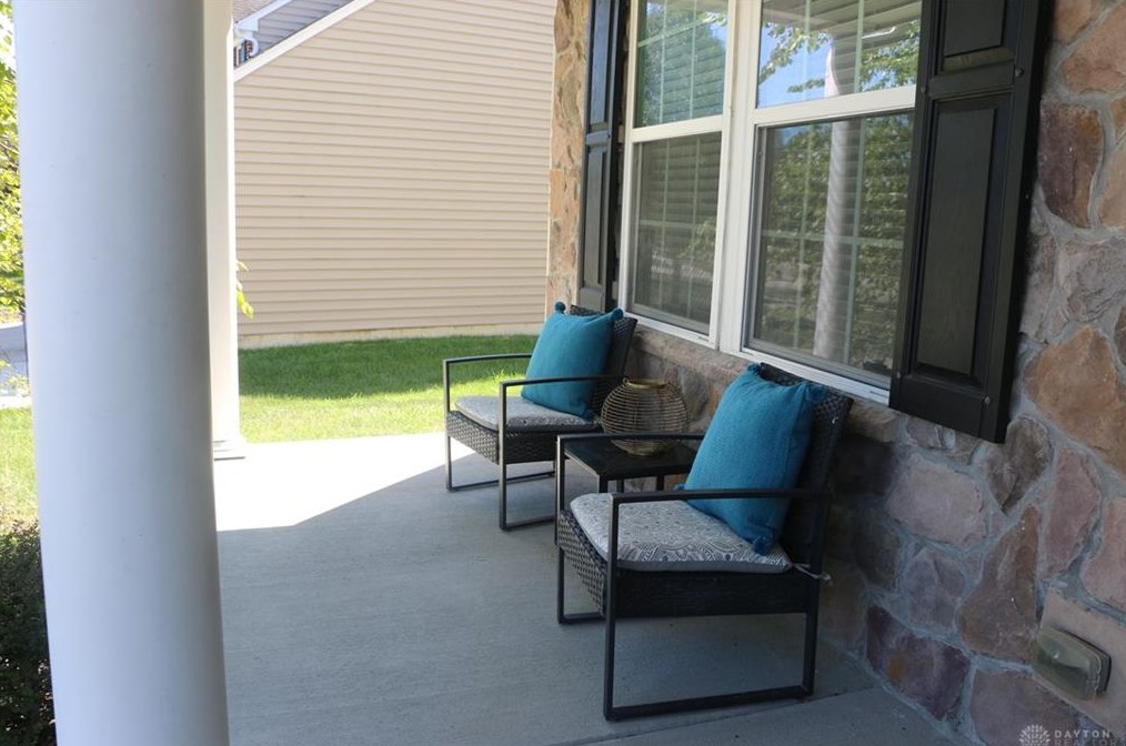 2057 Stedman Ln, Dayton, OH 45431-3003