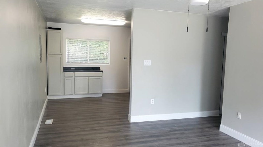 4613 Curundu Ave, Dayton, OH 45416-1355