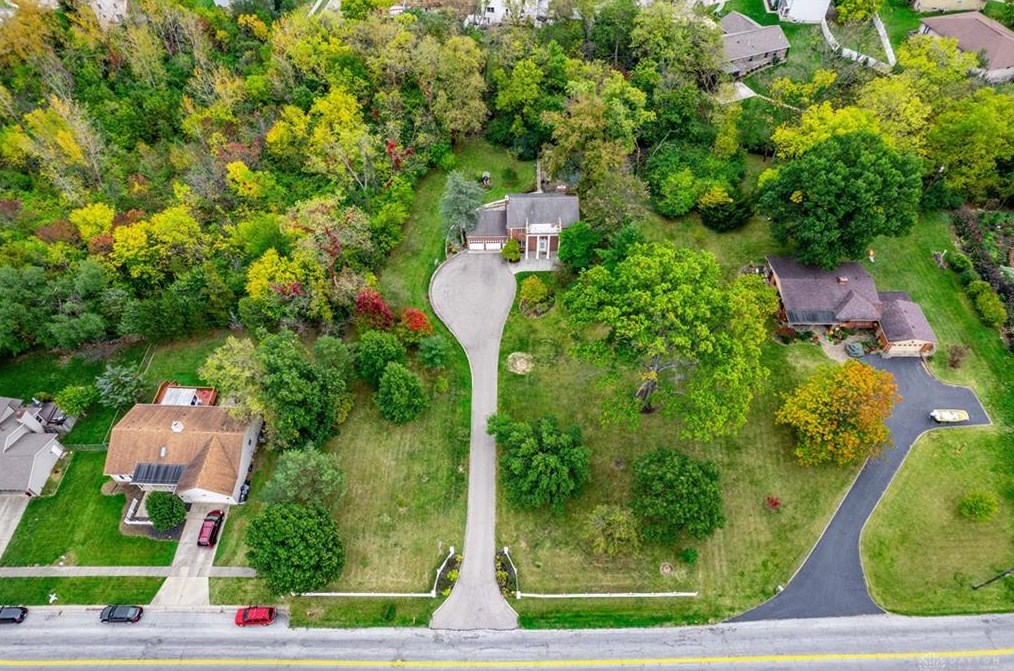832 S Linden Ave, Miamisburg, OH 45342