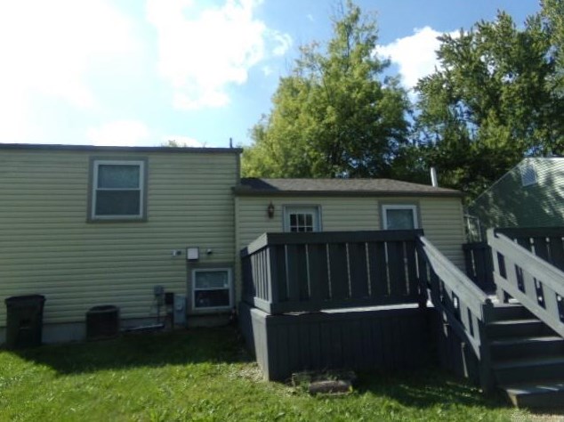 726 W Martindale Rd, Englewood, OH 45322