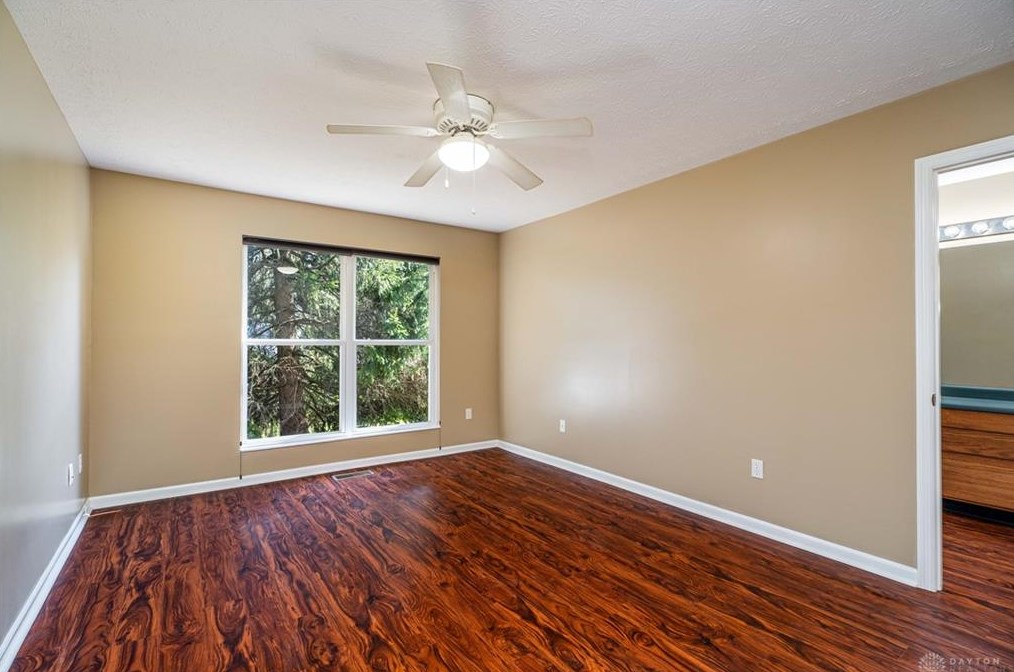 7141 Brookmeadow Dr, Dayton OH 45459-5181 exterior