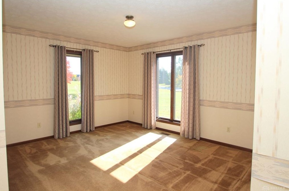 2662 Quail Ridge Dr, New Carlisle OH  45344-9143 exterior