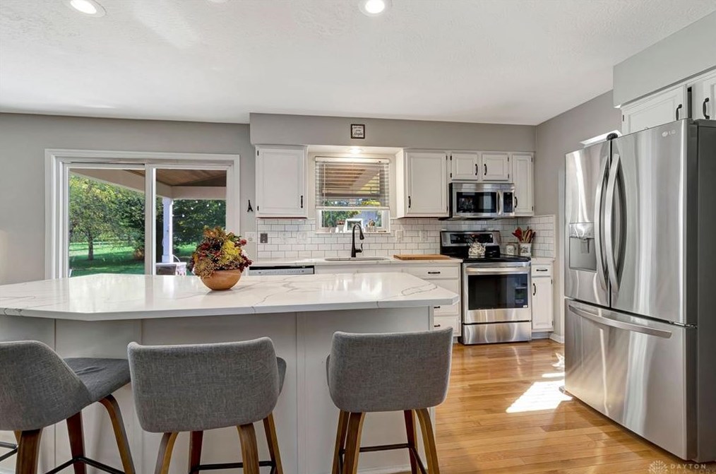 6193 Glennstone Ct, Hamilton, OH 45069-4918