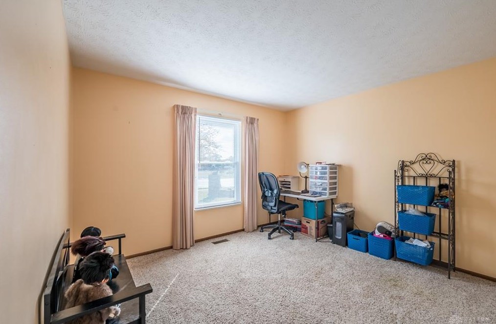 3351 Little York Rd, Dayton OH  45414-1701 exterior