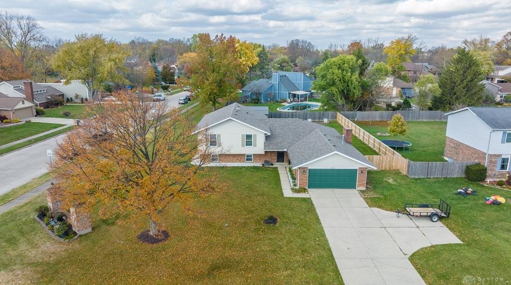 3351 Little York Rd, Dayton OH  45414-1701 exterior