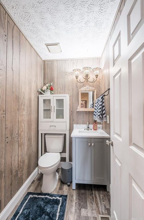 3351 Little York Rd, Dayton OH  45414-1701 exterior