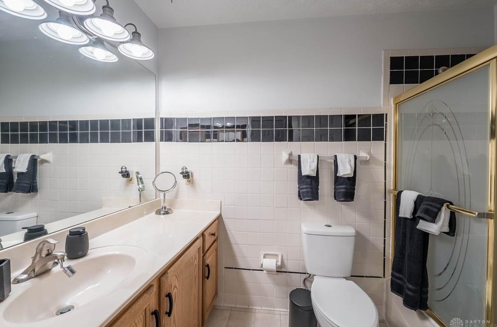 3351 Little York Rd, Dayton OH  45414-1701 exterior