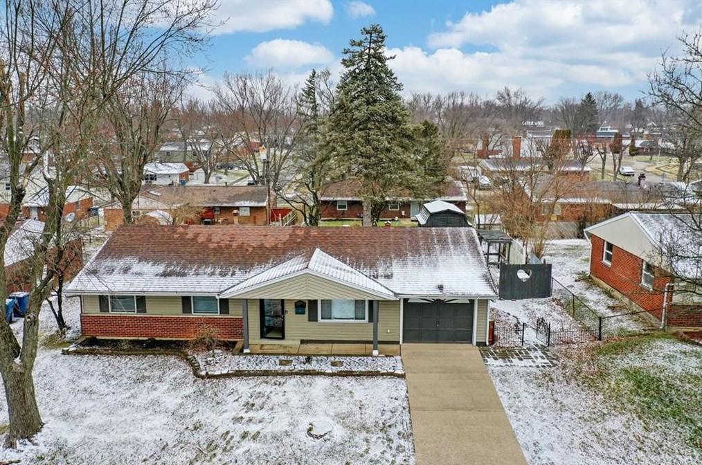 6241 Leawood Dr, Dayton, OH 45424