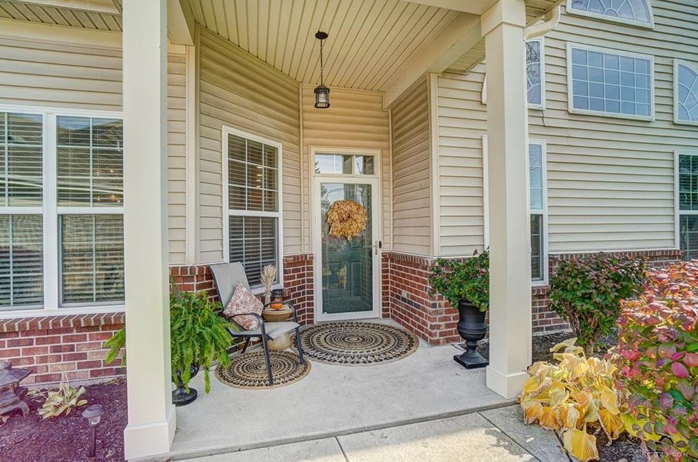 1278 Acer Ct, Dayton, OH 45458-4413