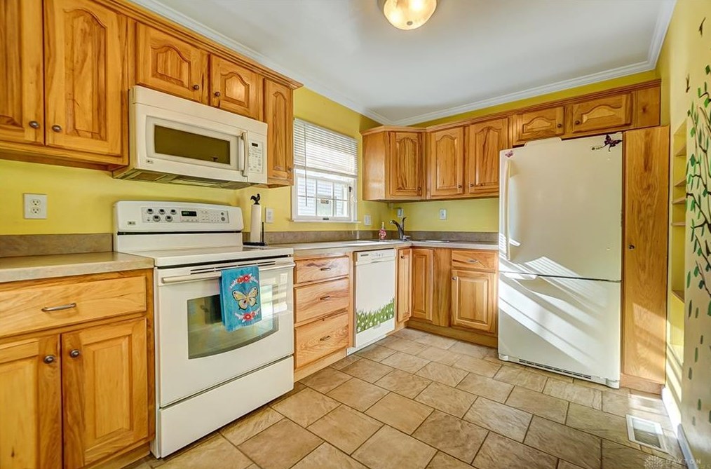 2000 Shroyer Rd, Dayton OH 45419-1863 exterior