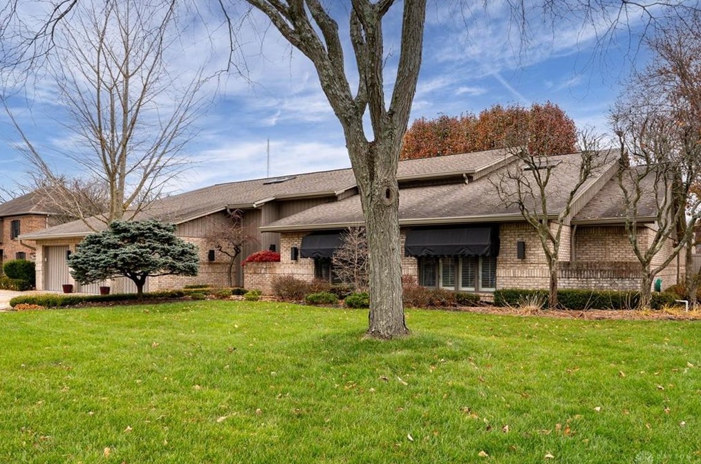 6850 Cedar Valley Ct, Dayton, OH 45414-2168
