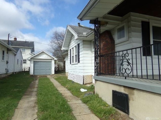 3705 Riverside Dr, Dayton, OH 45405