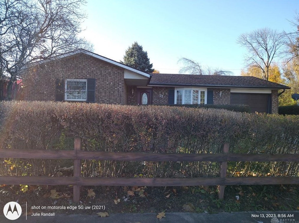 71 Prugh Ave, Xenia, OH 45385