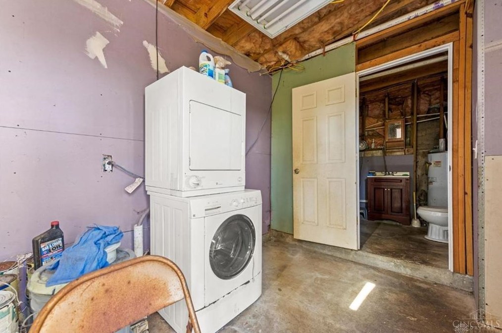 2485 Warsaw Ave, Cincinnati OH  45204-1584 exterior