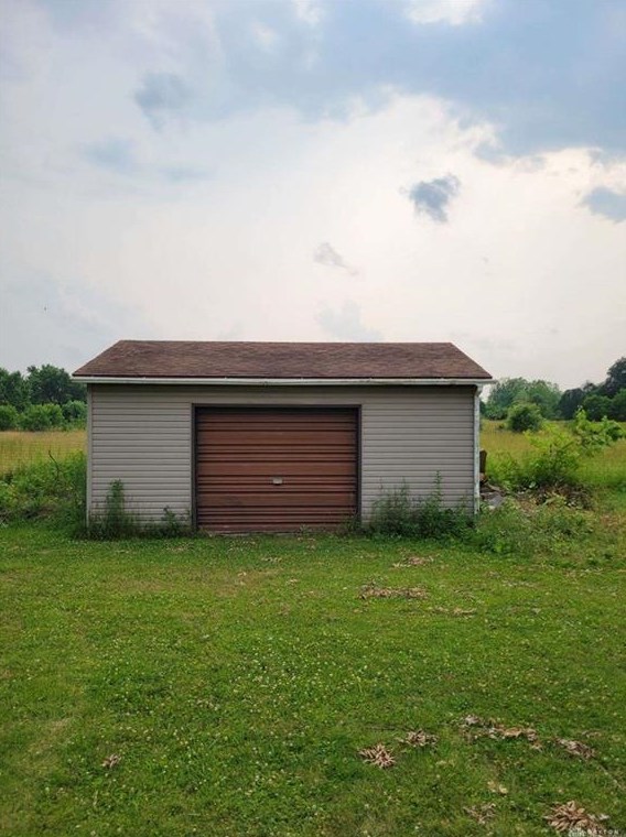 3161 Tecumseh Rd, Springfield OH  45502-9774 exterior