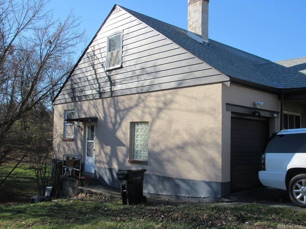 2053 W North Bend Rd, Cincinnati, OH 45224