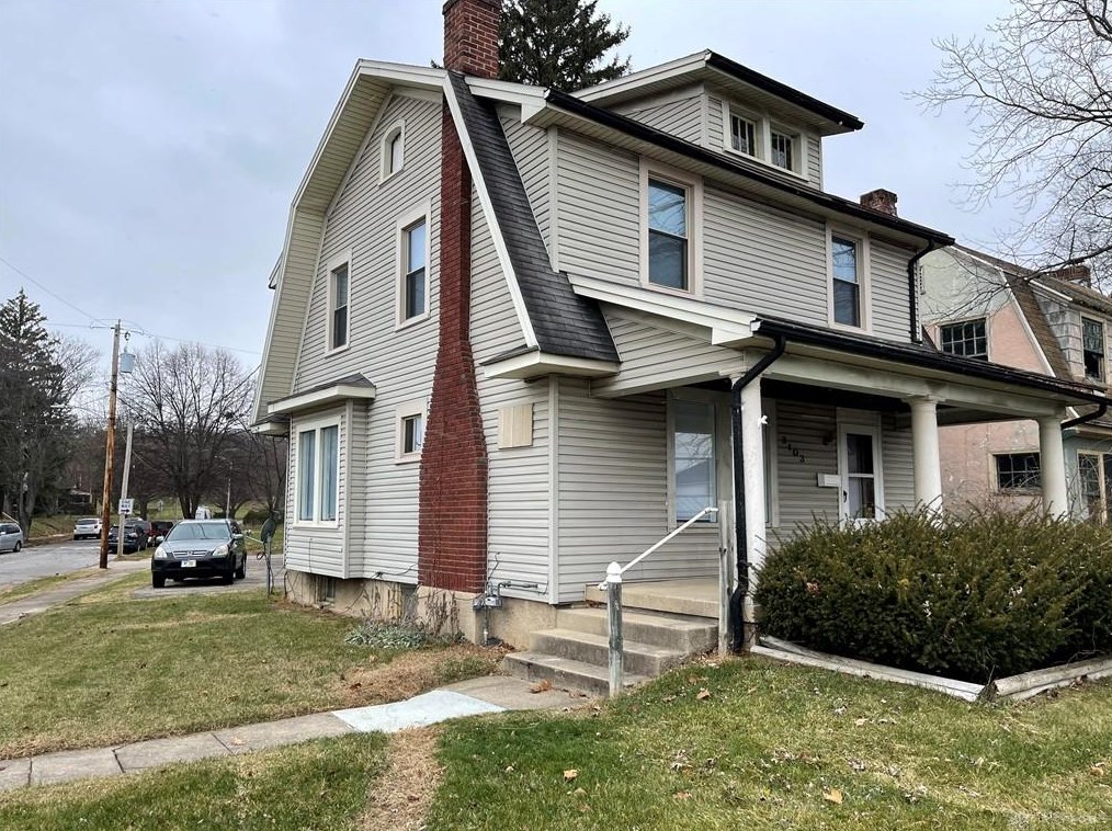 3103 N Main St, Centerville, OH 45405