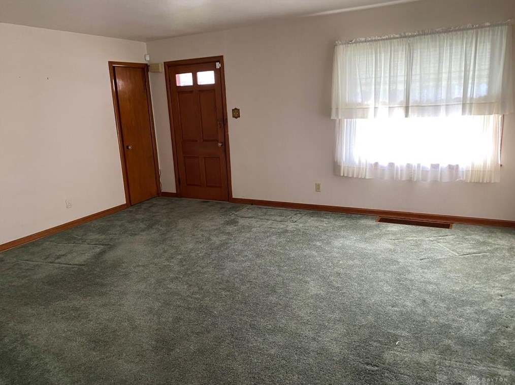 1051 E Central Ave, Miamisburg, OH 45342
