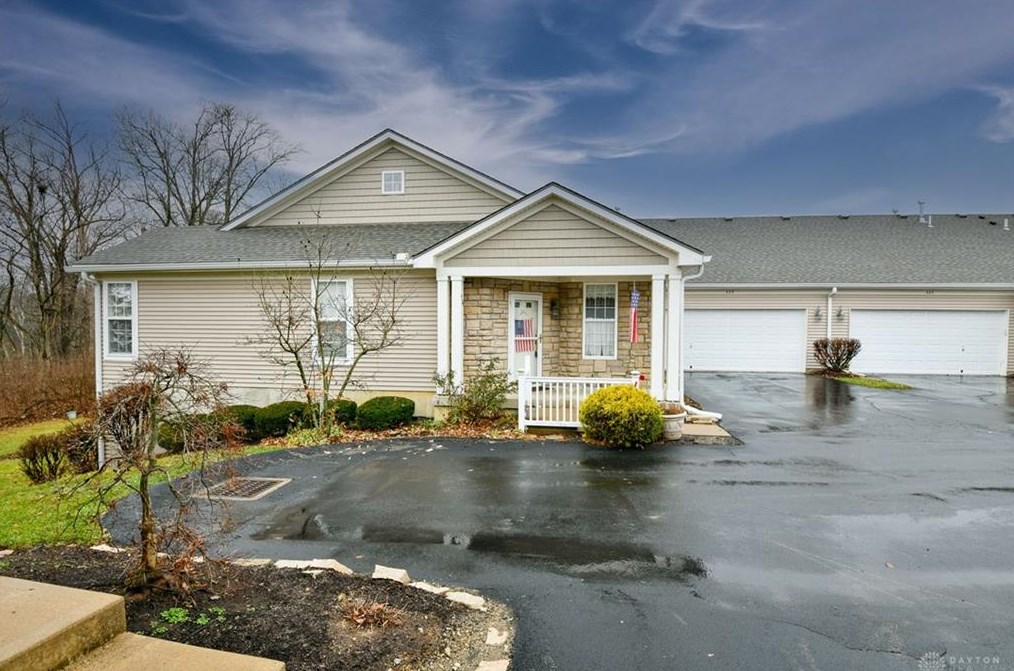 429 Bending Branch Ln, Miamisburg, OH 45342-7613