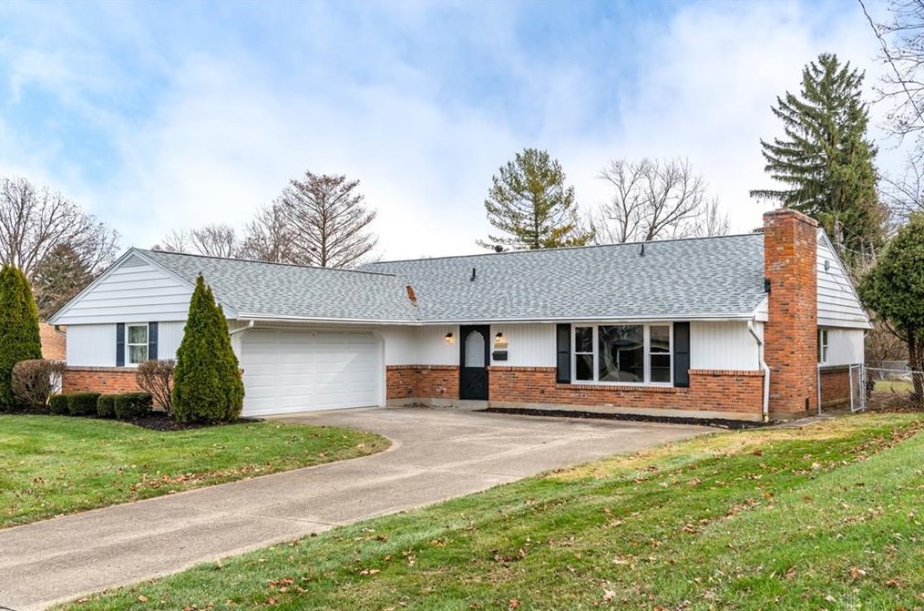 4370 Wallington Dr, Dayton, OH 45440-1245