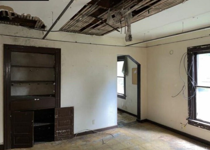 742 Ferguson Ave, Dayton OH 45402-6207 exterior