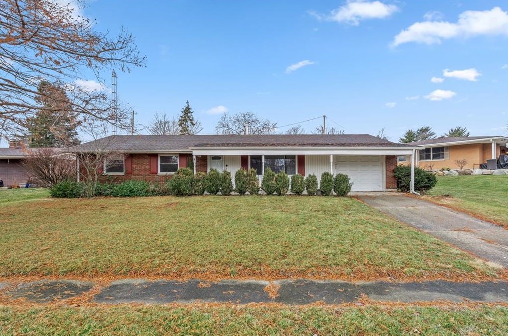 1932 N Detroit St, Xenia, OH 45385