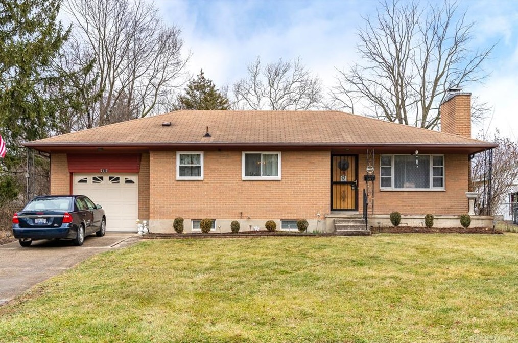 2117 Cardinal Ave, Dayton, OH 45414-3332