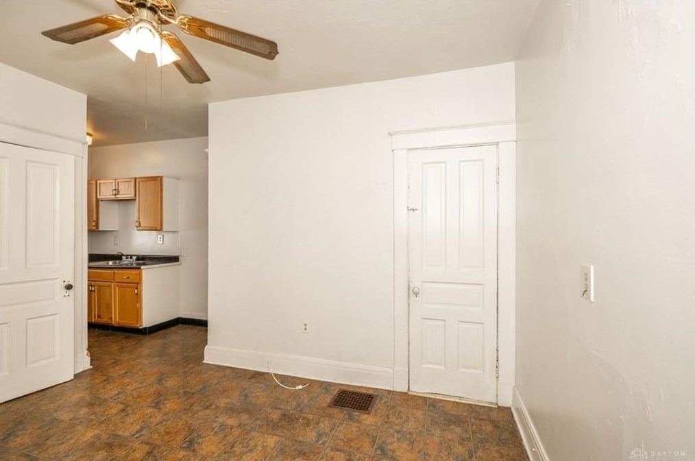 120 Vine St, Cincinnati OH  45215-3250 exterior