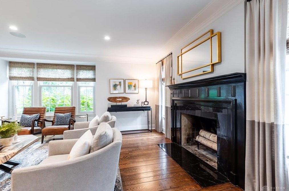 1244 Hayward Ave, Cincinnati OH 45208-4327 exterior