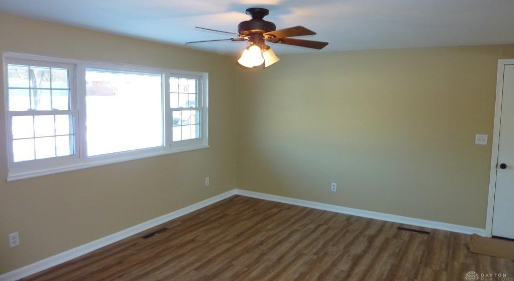 2144 Lehigh Pl, Dayton, OH 45439
