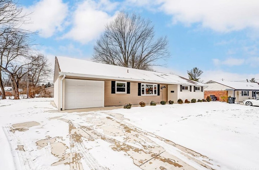 110 Cushwa Dr, Dayton, OH 45459-4316