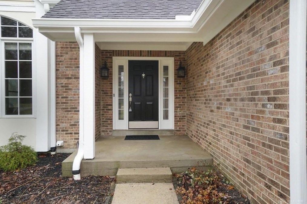 829 Watch Creek Dr, Cincinnati, OH 45230-5256