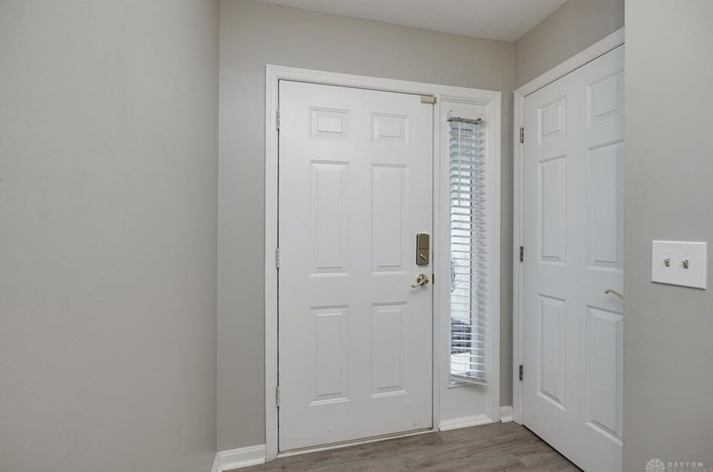9919 Hunters Pl, Cincinnati, OH 45249-8284