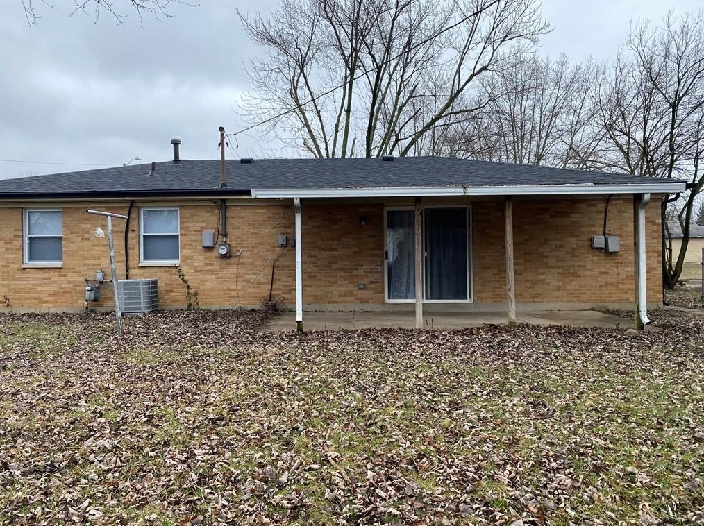 7507 Damascus Dr, Dayton OH  45424-2134 exterior