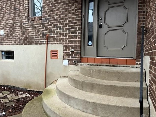 107 Shenandoah Trl, Dayton, OH 45449-3166