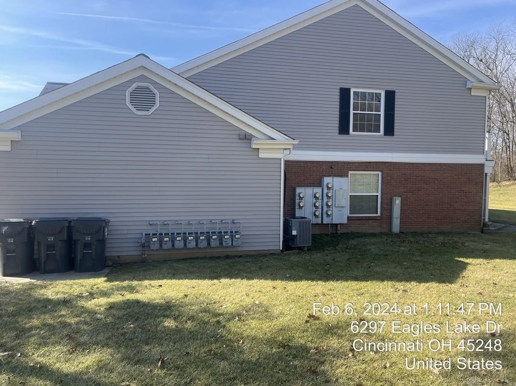 6314 Eagles Lake Dr, Cincinnati, OH 45248-6859