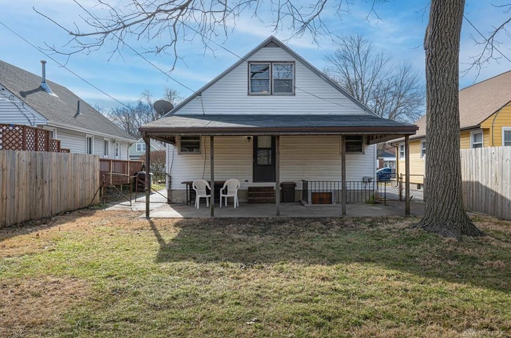 2516 Acorn Dr, Dayton, OH 45419