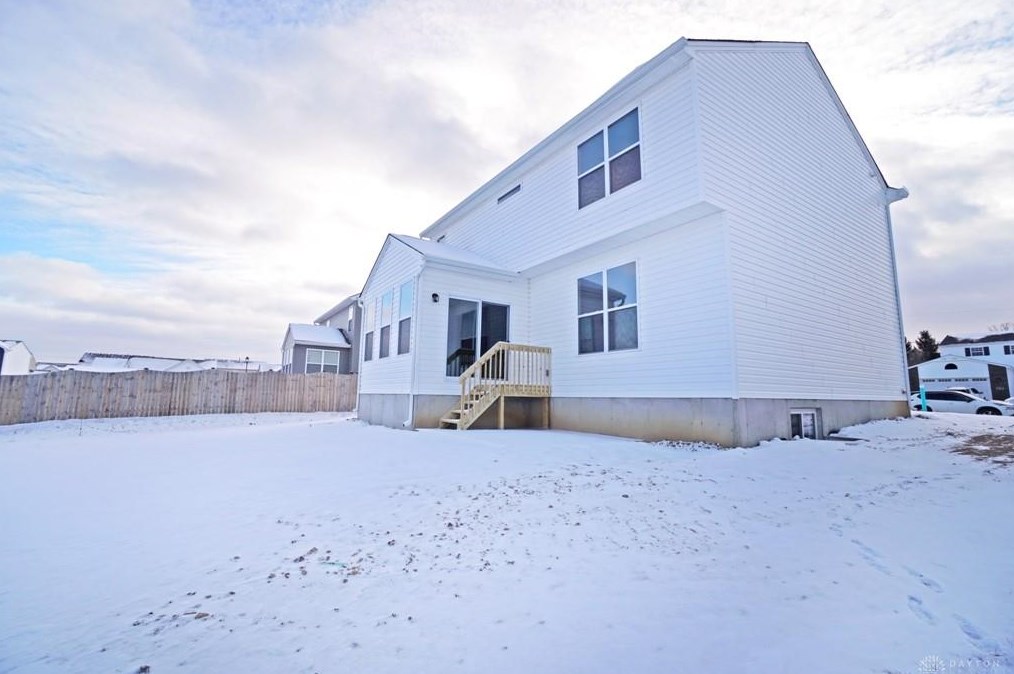 310 Selkirk Pl, Trenton OH  45067 exterior