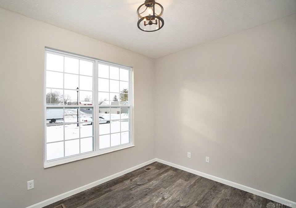 310 Selkirk Pl, Trenton OH  45067 exterior