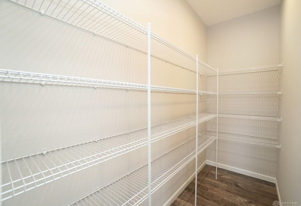 310 Selkirk Pl, Trenton OH  45067 exterior