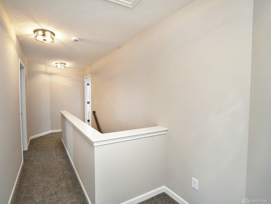 310 Selkirk Pl, Trenton OH  45067 exterior