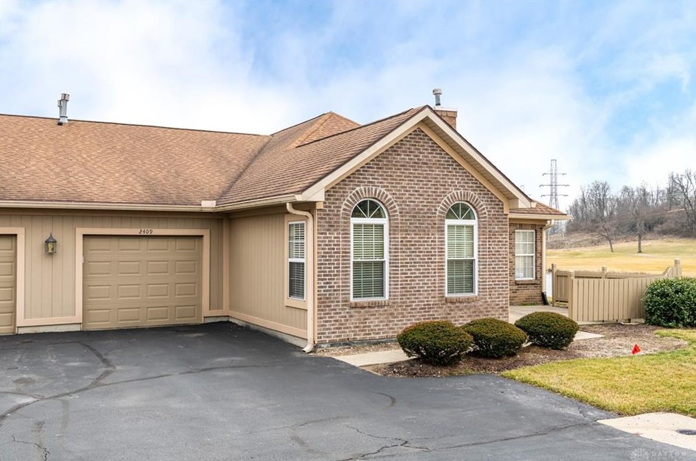 2409 Patrick Blvd, Dayton, OH 45431-8497