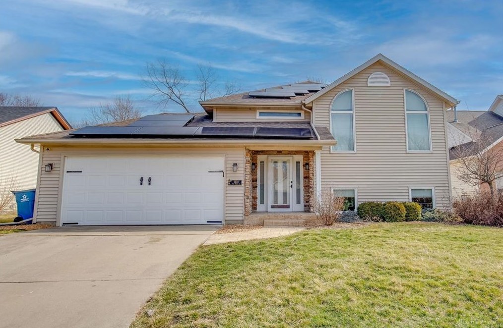 5970 Fox Trace Ct, Dayton, OH 45424-5457