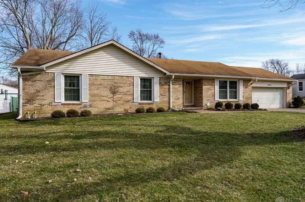 4132 Meadowcroft Rd, Dayton, OH 45429-5028