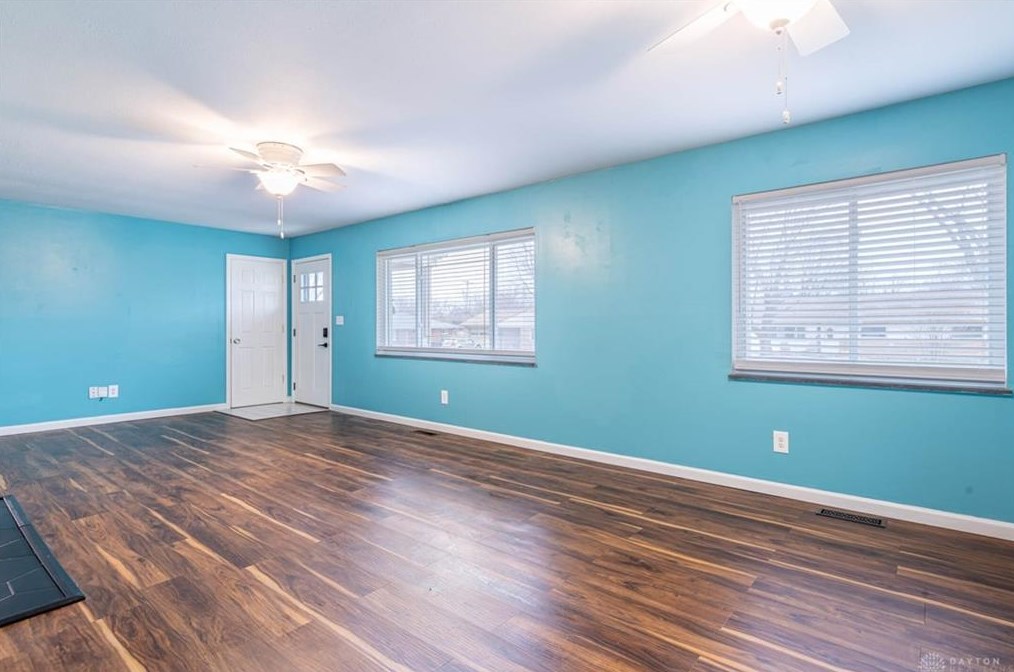 1013 Hollendale Dr, Dayton OH  45429-4744 exterior