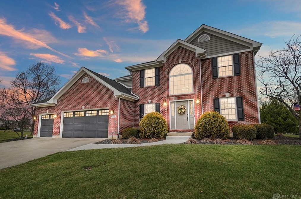 1571 Meadow Pond Ct, Dayton, OH 45458-4748